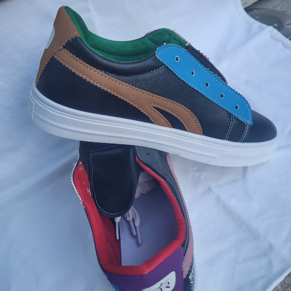 Ladies Sneakers